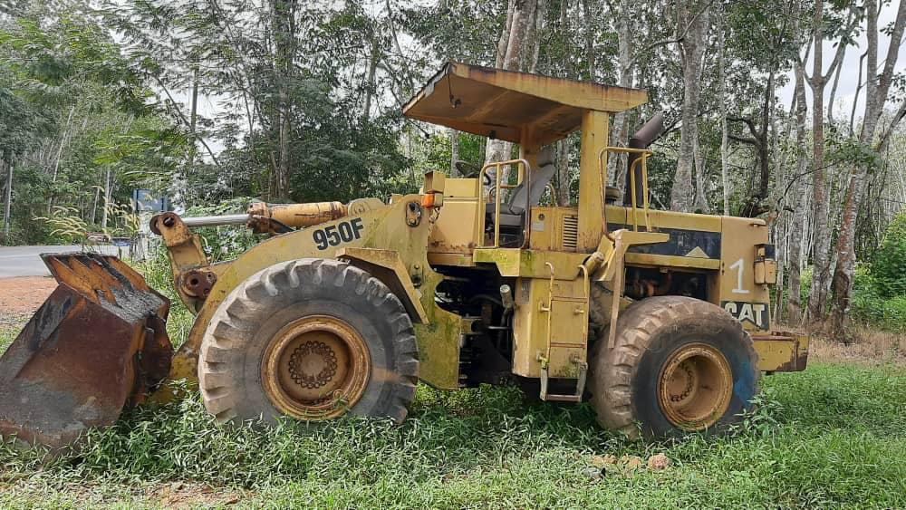 CAT 950F wheel loader - Ooi Bah Seng & Sons - R12